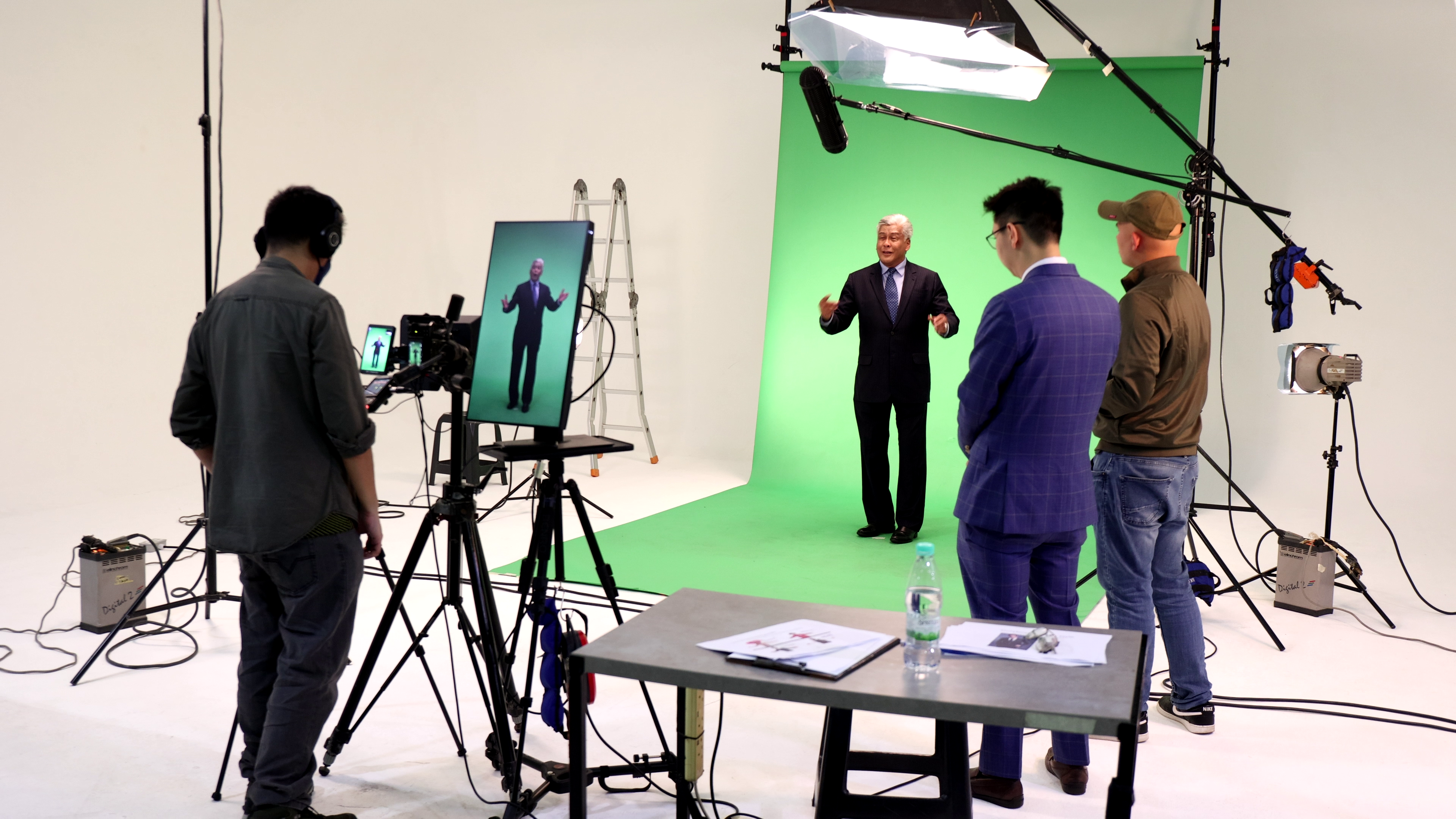 Multivious Studio BTS Dato Jalaluddin Hassan Green Screen